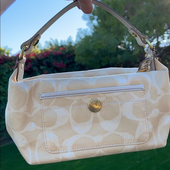 Coach Handbags - Small Coach handbag